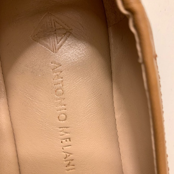 Flats - Picture 3 of 4